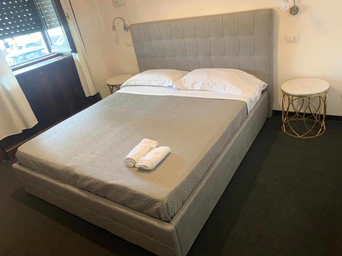 Lungotevere Collection Suite Рим Екстер'єр фото